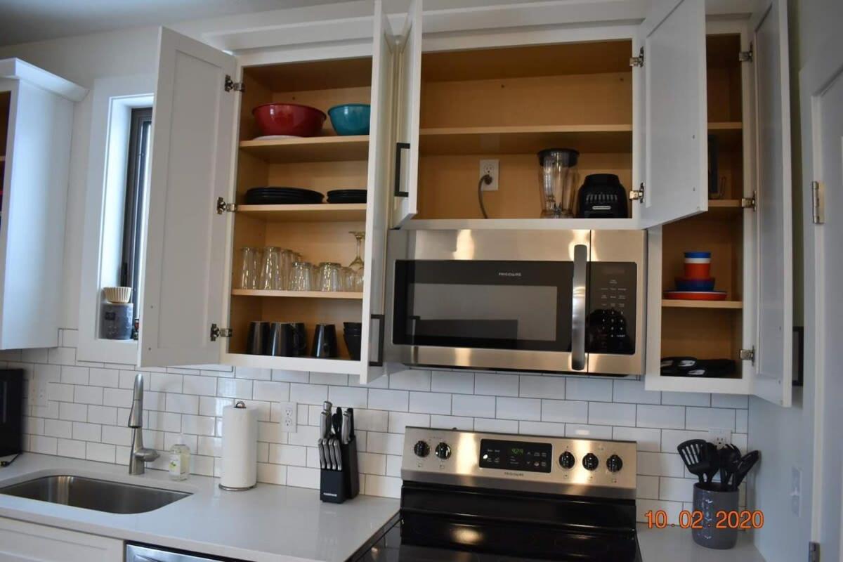 Downtown Traverse City Capri Condo 316 Buitenkant foto